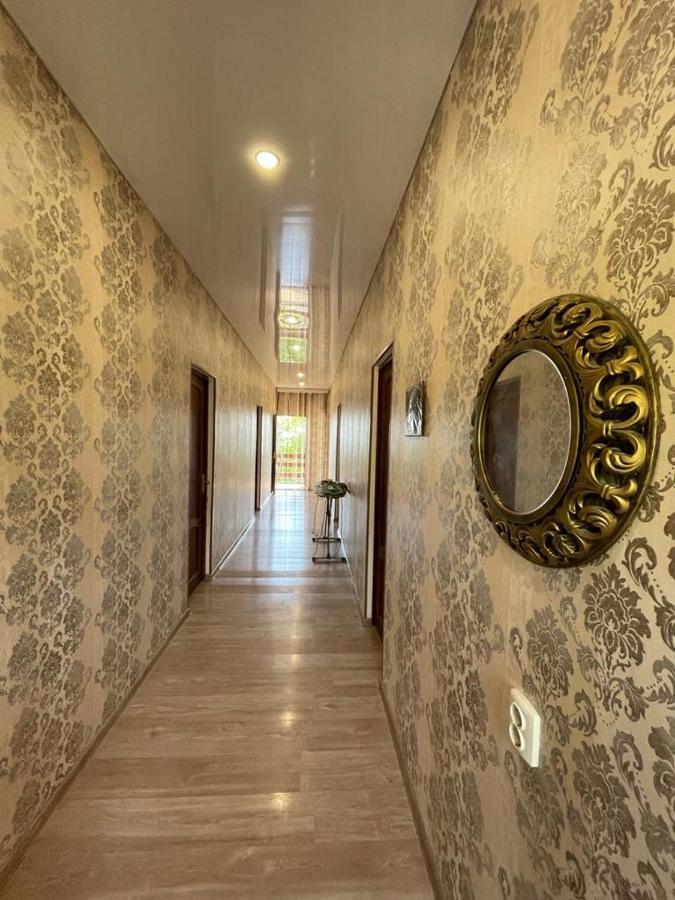 Гостевой Дом Виктория New Athos Bagian luar foto